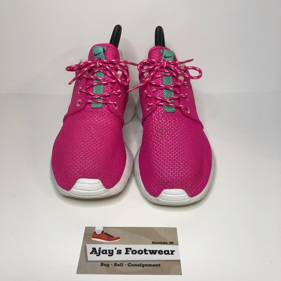 Nike Roshe Run Pink Rasberry Running Shoes Women’s - Picture 2 of 11